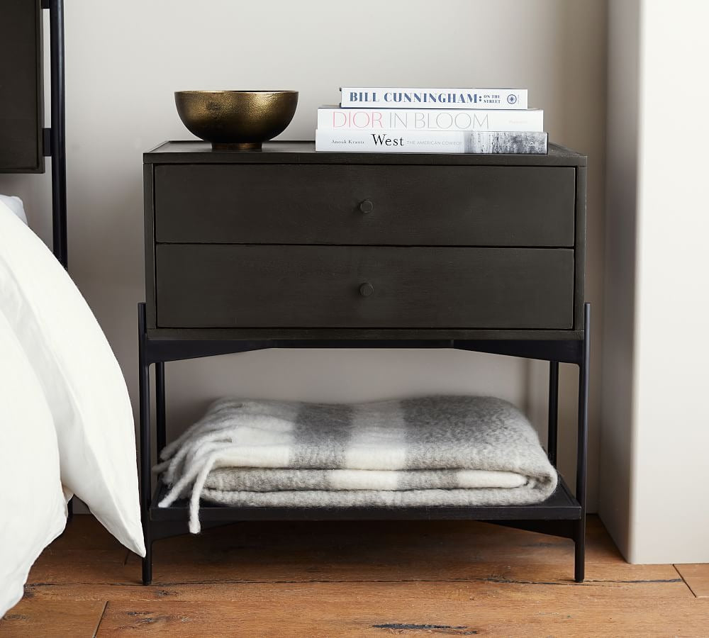 Warren Nightstand