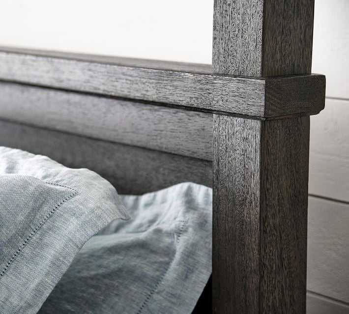 Farmhouse Canopy Bed Queen