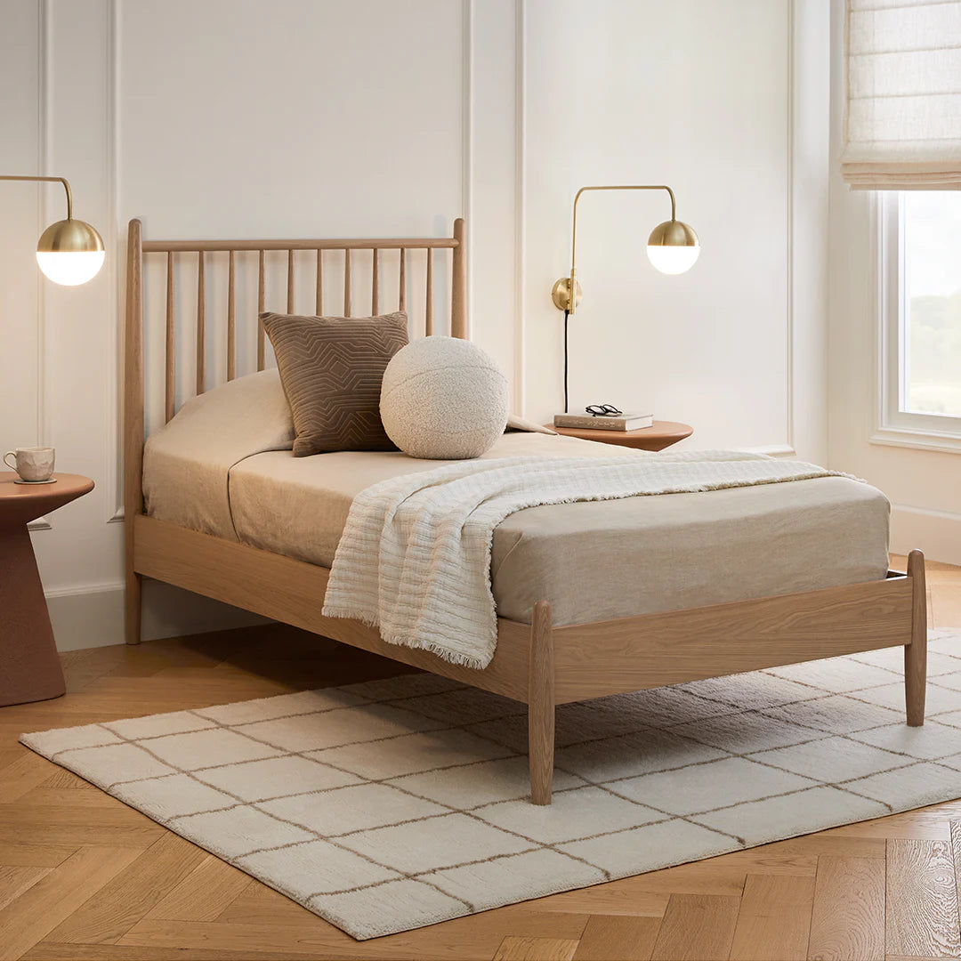 Lenia Bed White Oak Twin