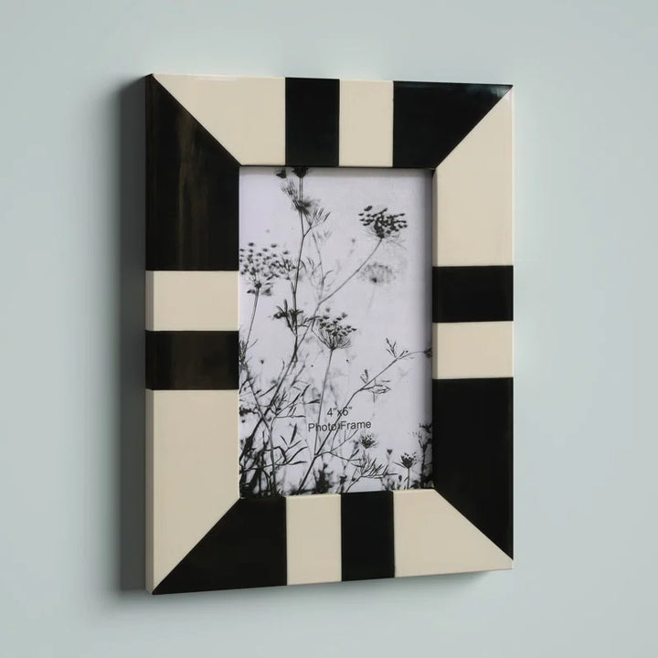 7"Lx0.5"Wx9"H Resin Geometric Photo Frame, Black/White Finish for Stylish Table Top or Wall Picture Display and Modern Home Decor Accessory