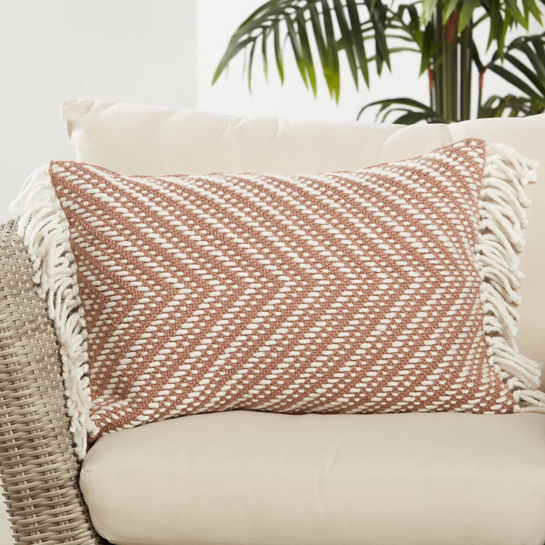 Settia Chevron Indoor/Outdoor Pillow Cover