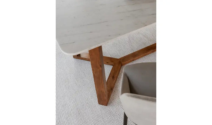 Felix Dining Table